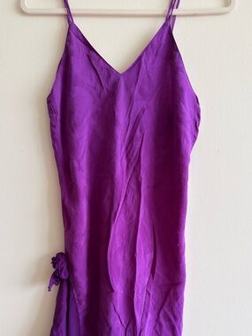 Vintage 90’s VS Gold Label Deep Purple Chemise 100% Silk Size Medium